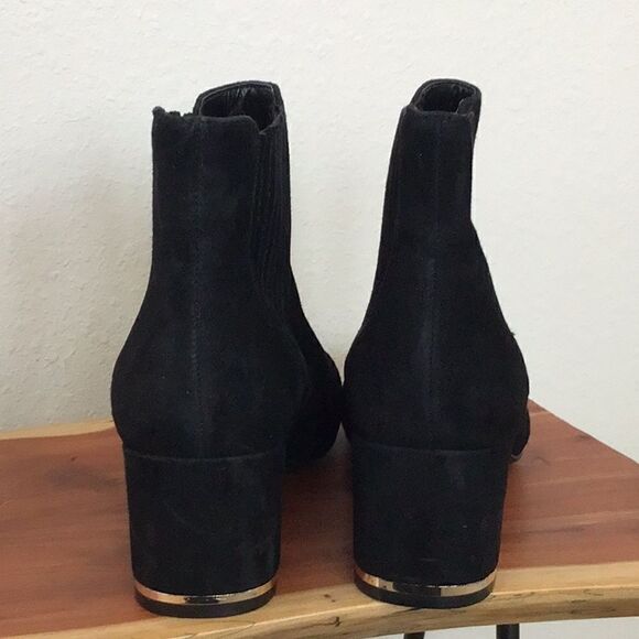 Kenneth Cole Women's Black Suede Edina Ankle Bootie Chunky Block Heels Boots, - Picture 6 of 9